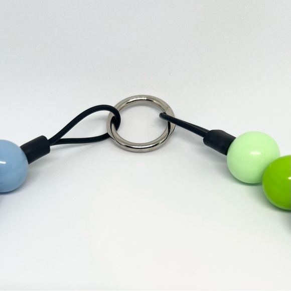 Blue Green Teal Gradient Beaded Dog Collar Necklace
Size Medium - 16 inches - Picture 7 of 10